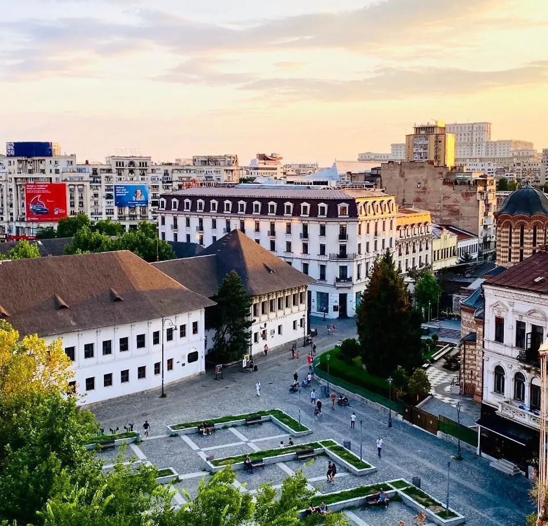 One Bedroom Apartment In The City Center Bucharest